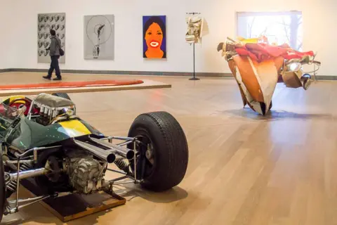 Muzeum sztuki nowoczesnej w Sztokholmie: co warto wiedzieć przed wizytą